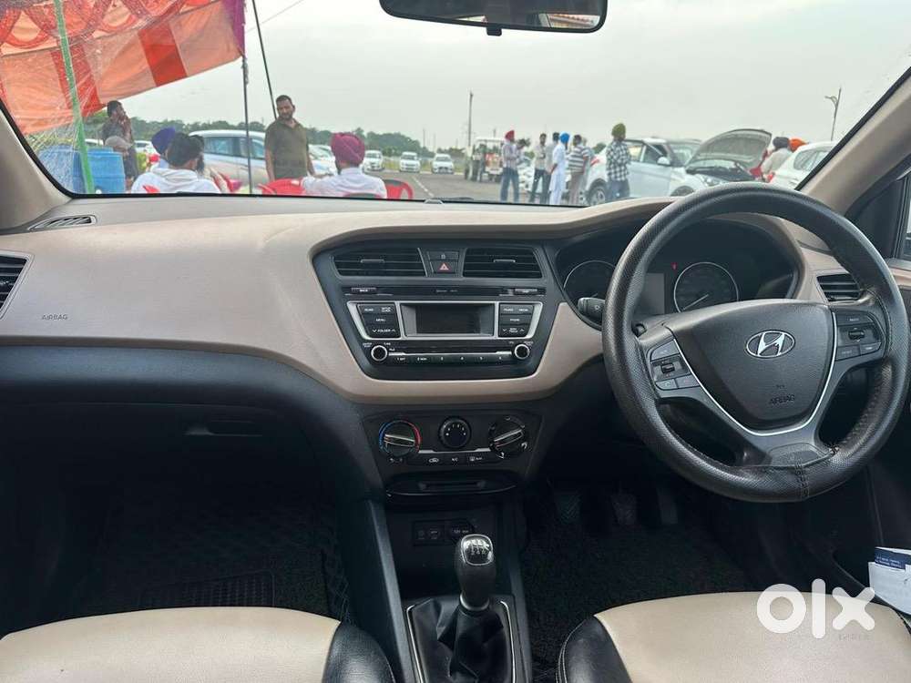 Hyundai I20 2017 Petrol Well Maintained