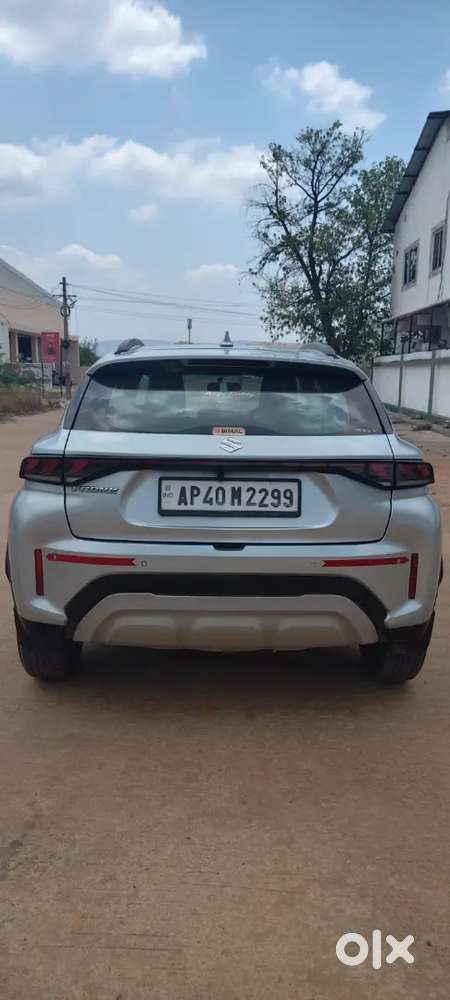 Maruti Suzuki Fronx 2023 Petrol Well Maintained