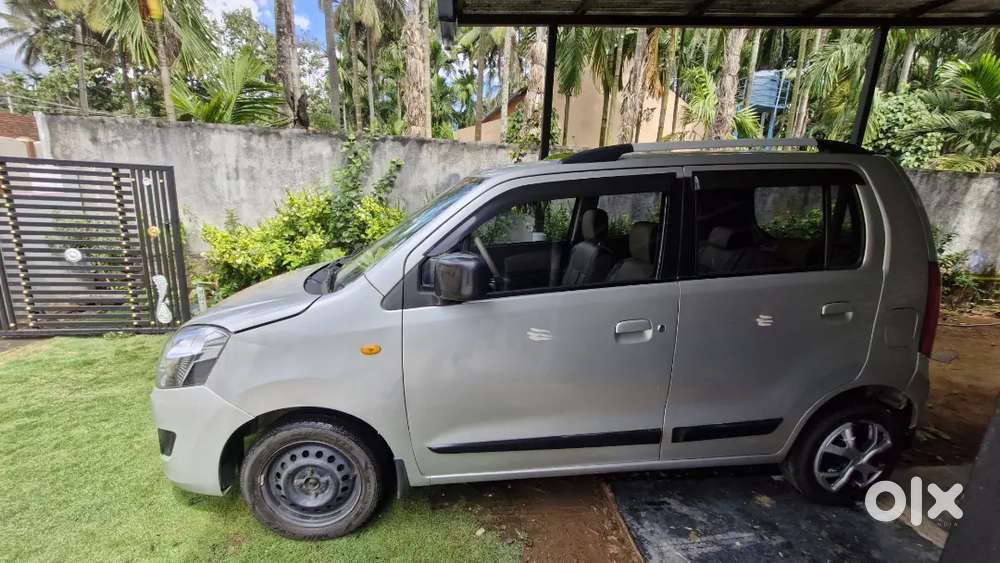 Maruti Suzuki Wagon R Vxi Petrol 2013