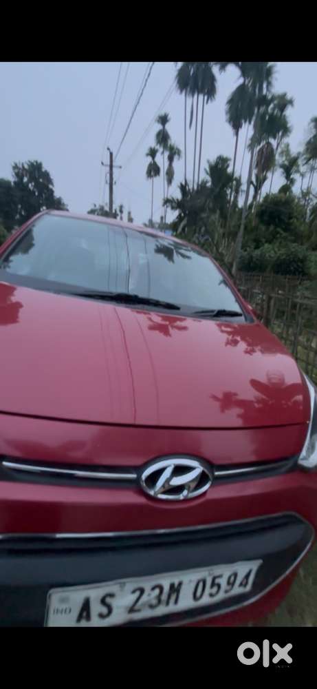 Hyundai Xcent Petrol Well Maintained