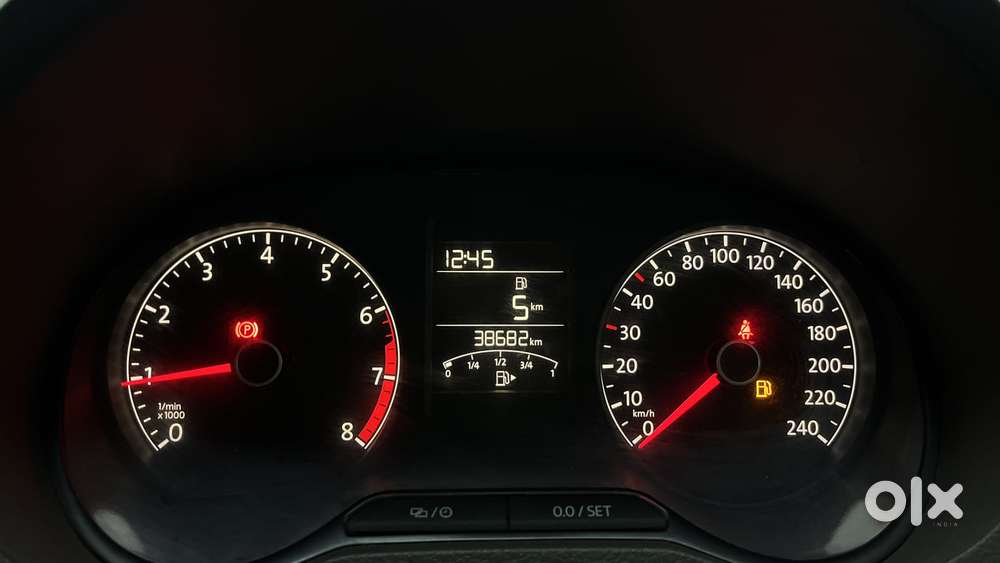 Volkswagen Vento Petrol Highline At, 2022, Petrol