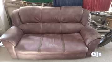 3 seater deals rexine sofa