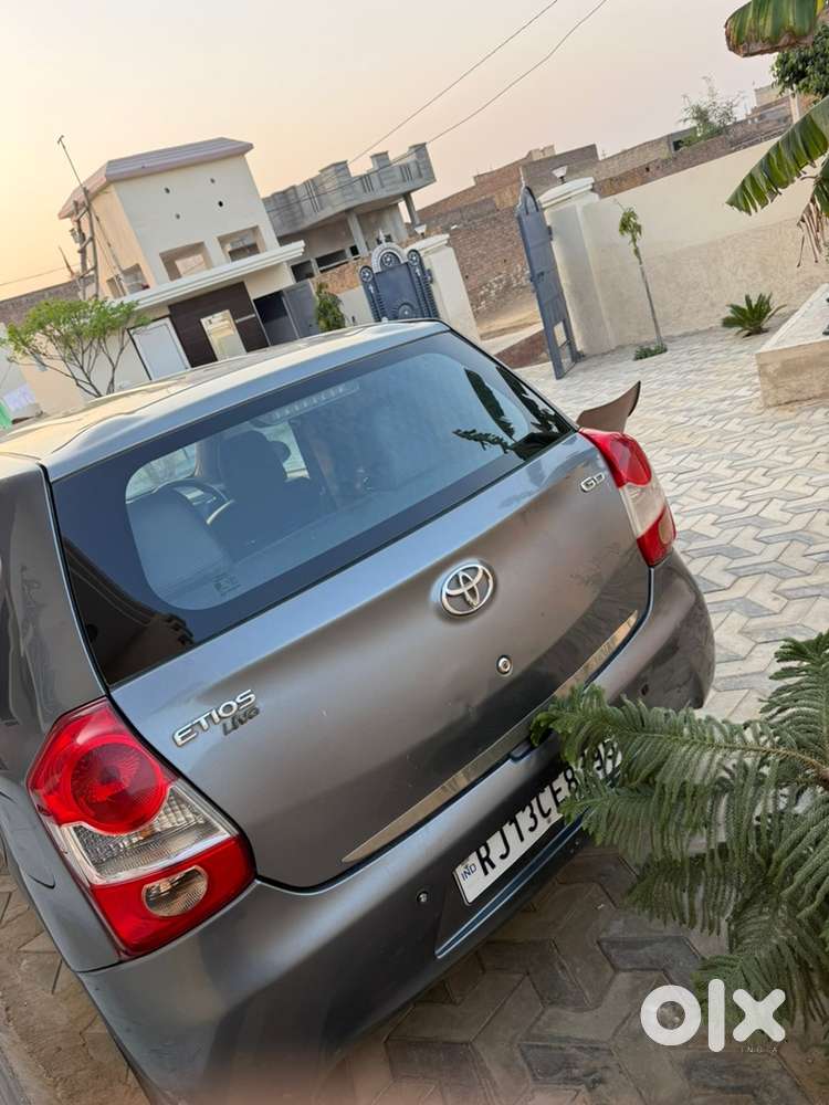 Toyota Diesel 2014 Car