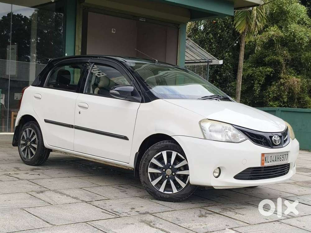 Toyota Etios Liva V Limited Edition, 2015, Petrol