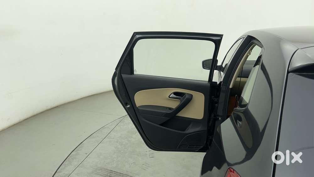 Volkswagen Polo 2009-2013 Petrol Highline 1.2l, 2015, Petrol