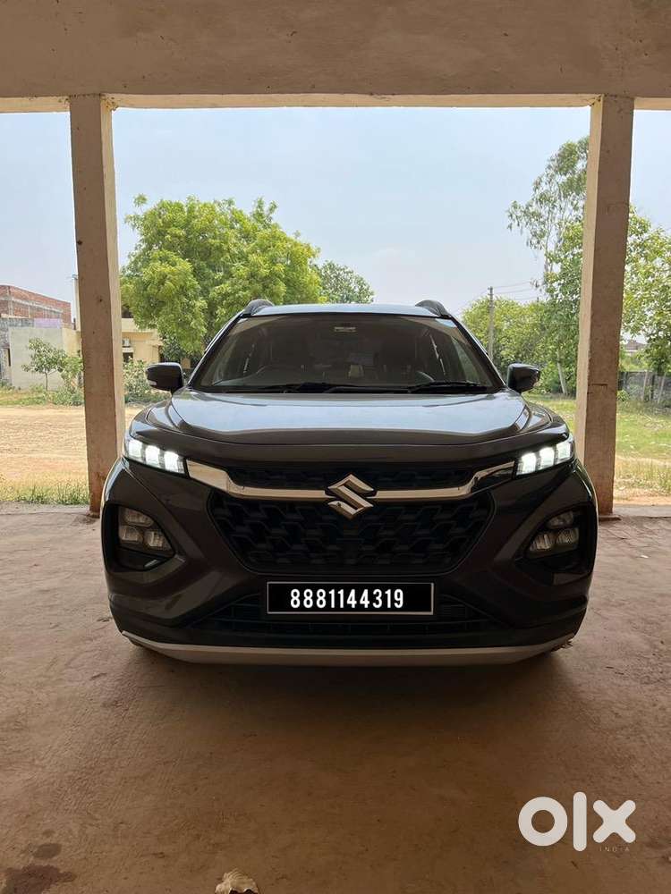 Maruti Suzuki Fronx 2025 Petrol Well Maintained