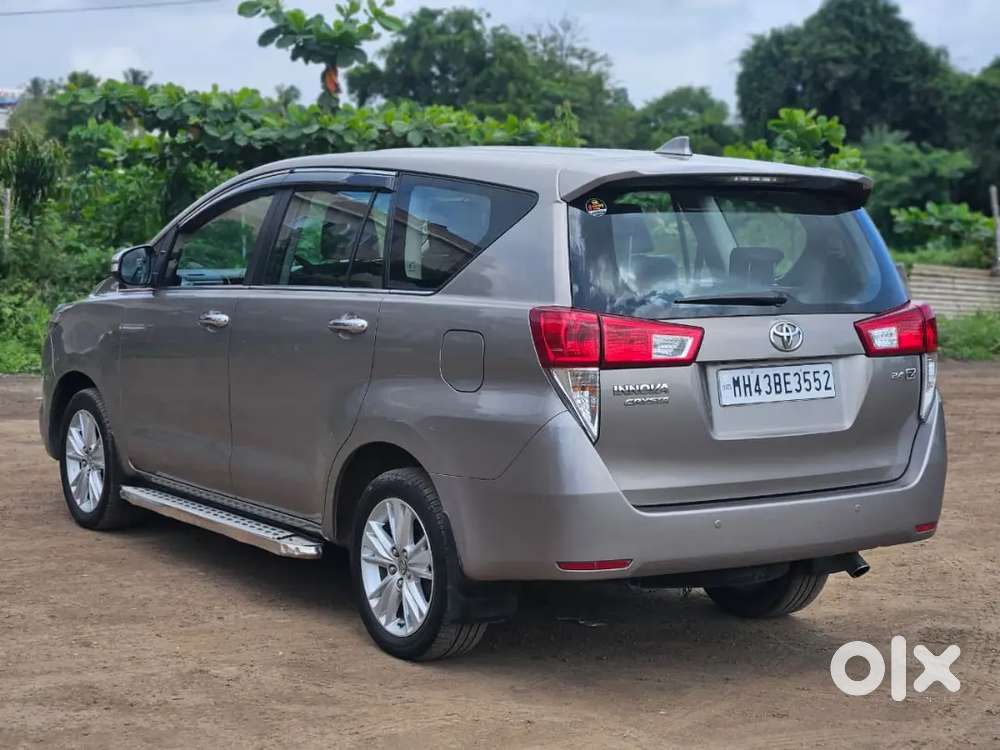 Toyota Innova Crysta 2.4 2016