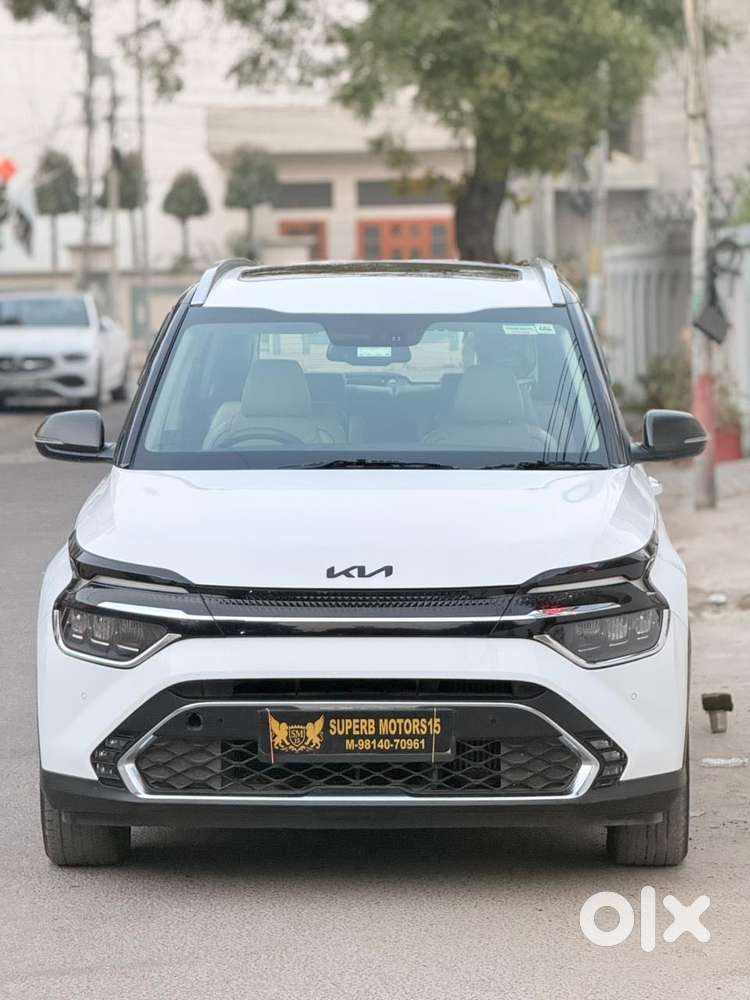 Kia Carens 1.5 Luxury Plus Diesel 6 Str, 2022, Diesel