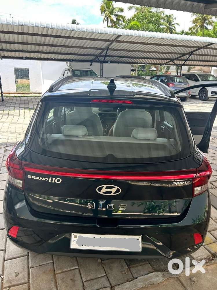 Grand  I10 Nios Automatic Sportz Amt  Petrol 2023