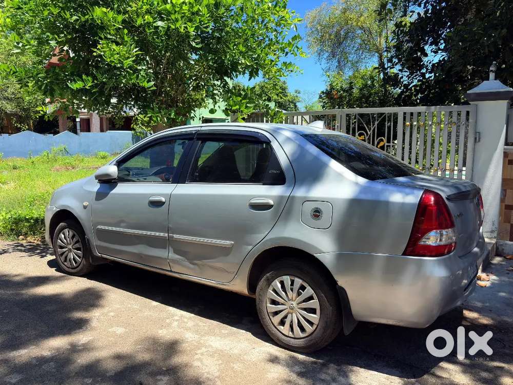 Toyota Etios  G 2012