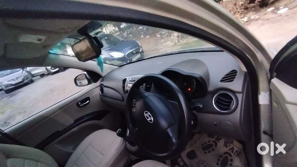 Hyundai I10 Sportz, 2011, Petrol