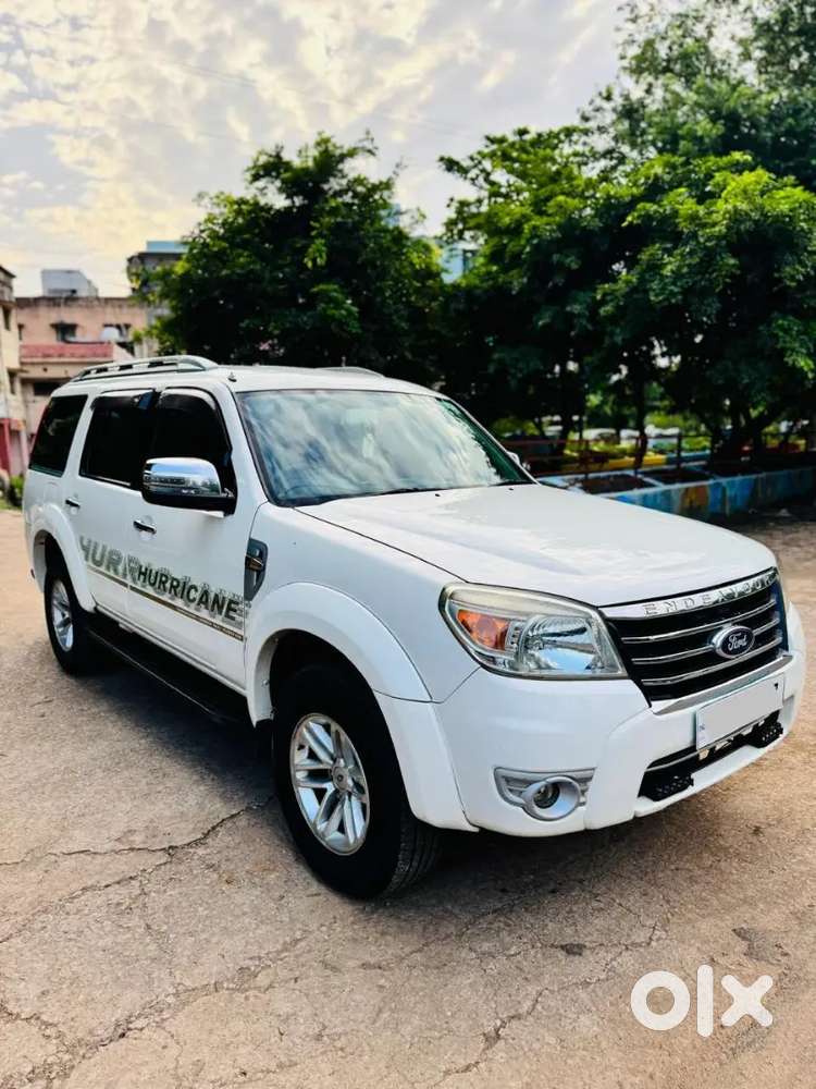 Ford Endeavour Diesel Limited 2012