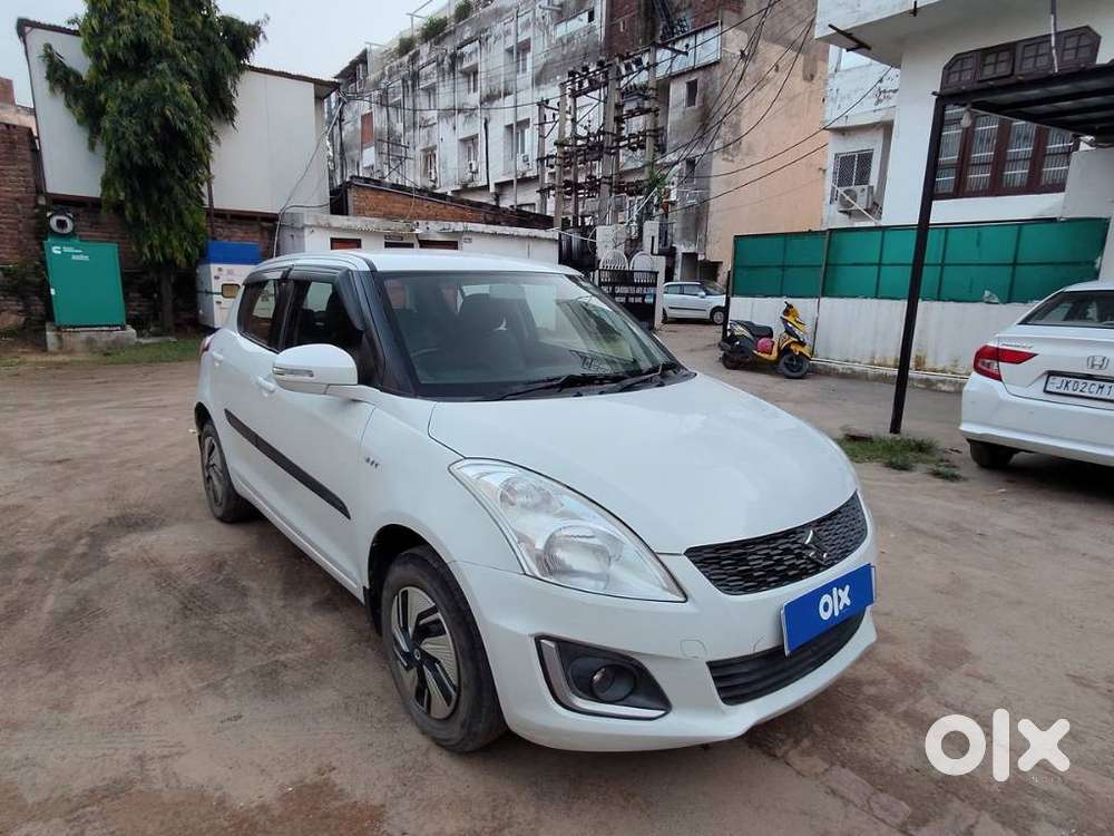Maruti Suzuki Swift Vxi With Abs, 2015, Petrol