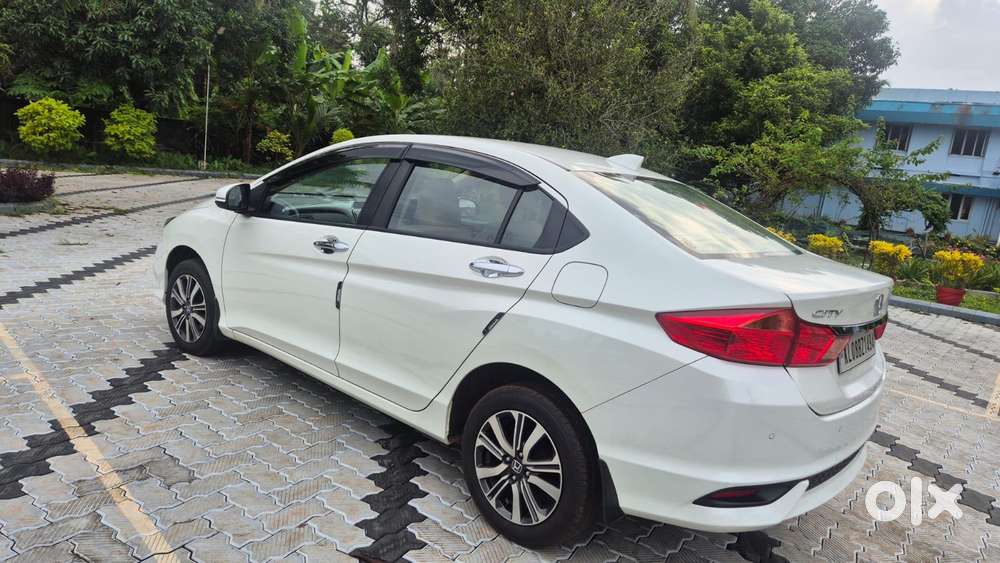 Honda City Vx (o) Mt I-vtec, 2022, Petrol
