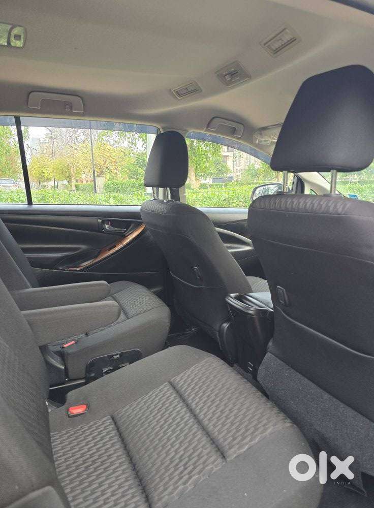 Toyota Innova Crysta 2.4 Gx Limited Edition At 7 Str, 2021, Diesel