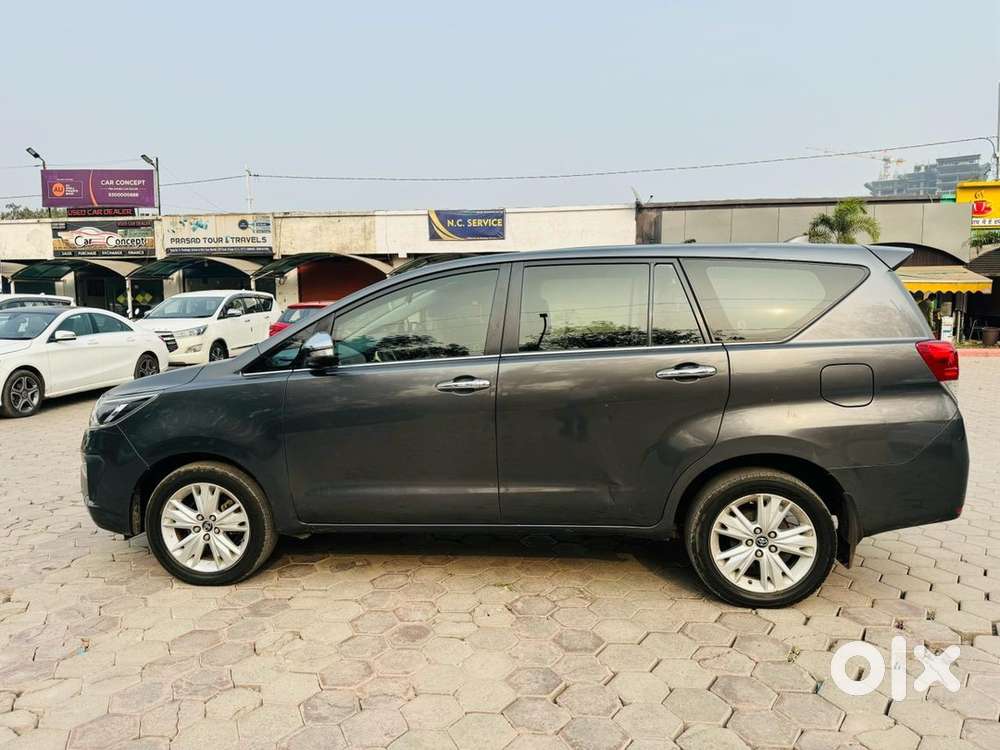 Toyota Innova Crysta 2016 Year