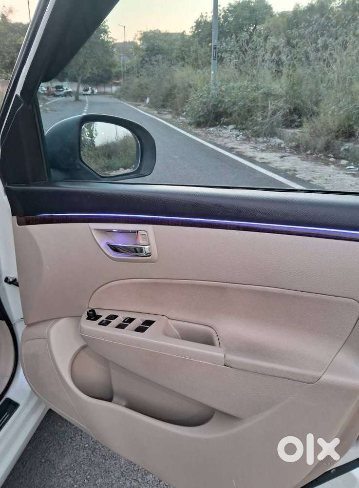 Maruti Suzuki Swift Dzire 1.2 Vxi Bsiv, 2014, Petrol