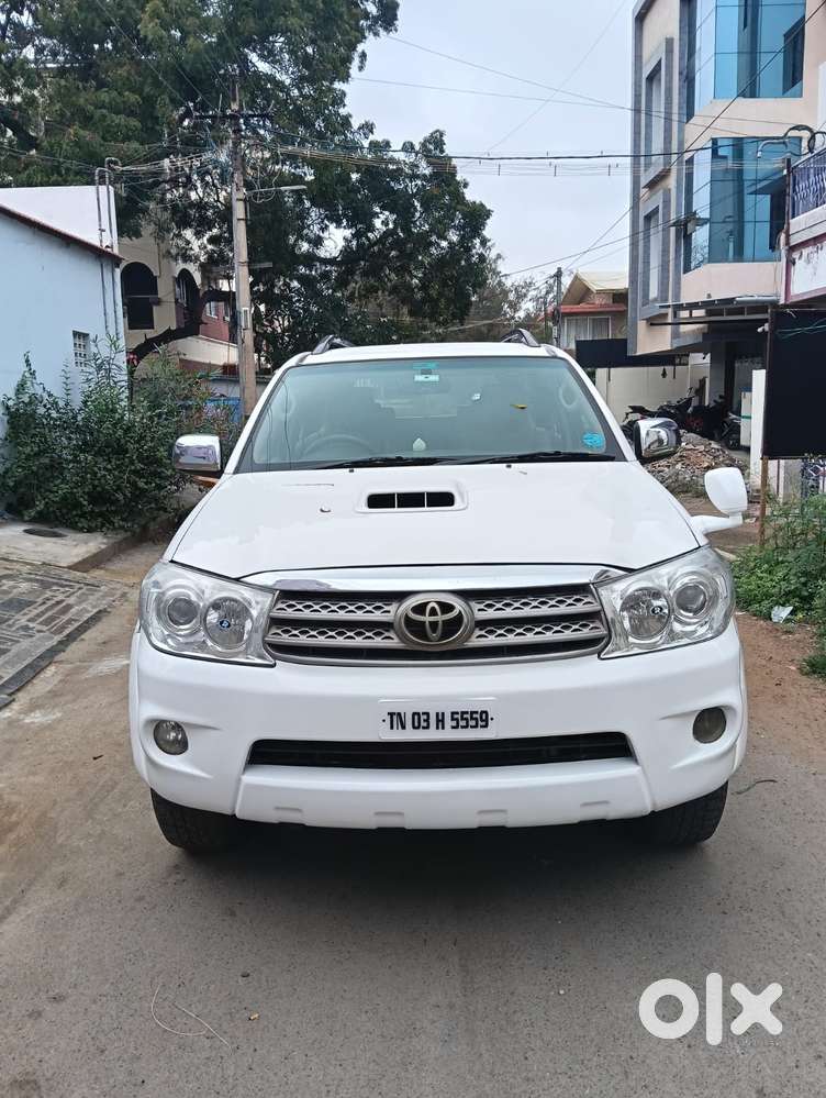Toyota Fortuner 2011-2016 4x4 Mt, 2011, Diesel