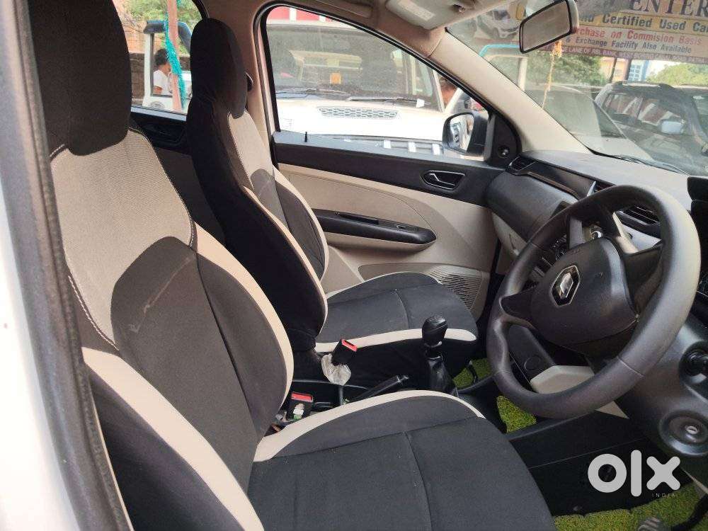 Renault Triber Rxl, 2023, Petrol
