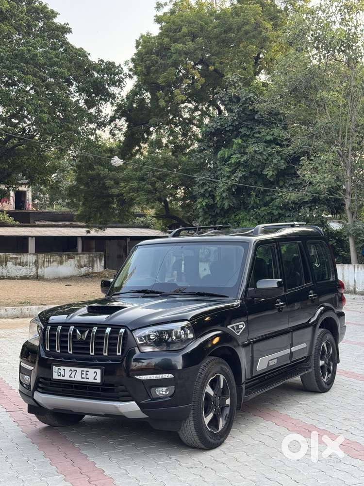Mahindra Scorpio Classic 2.2 S 11 Mt 7 Str, 2024, Diesel