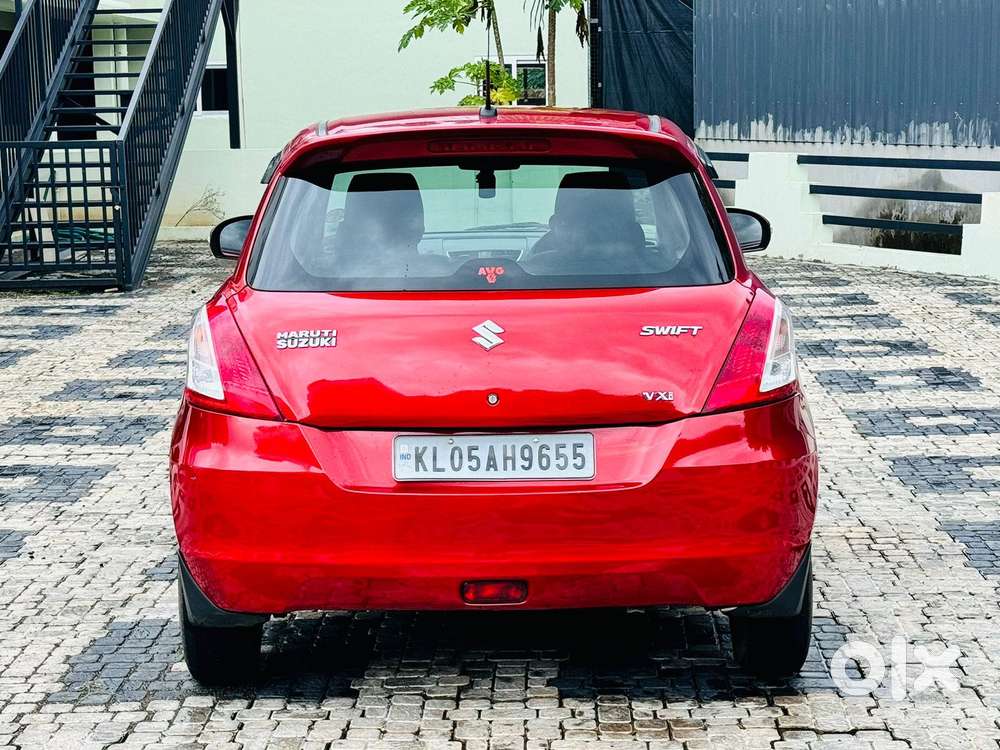 Maruti Suzuki Swift Vxi, 2013, Petrol
