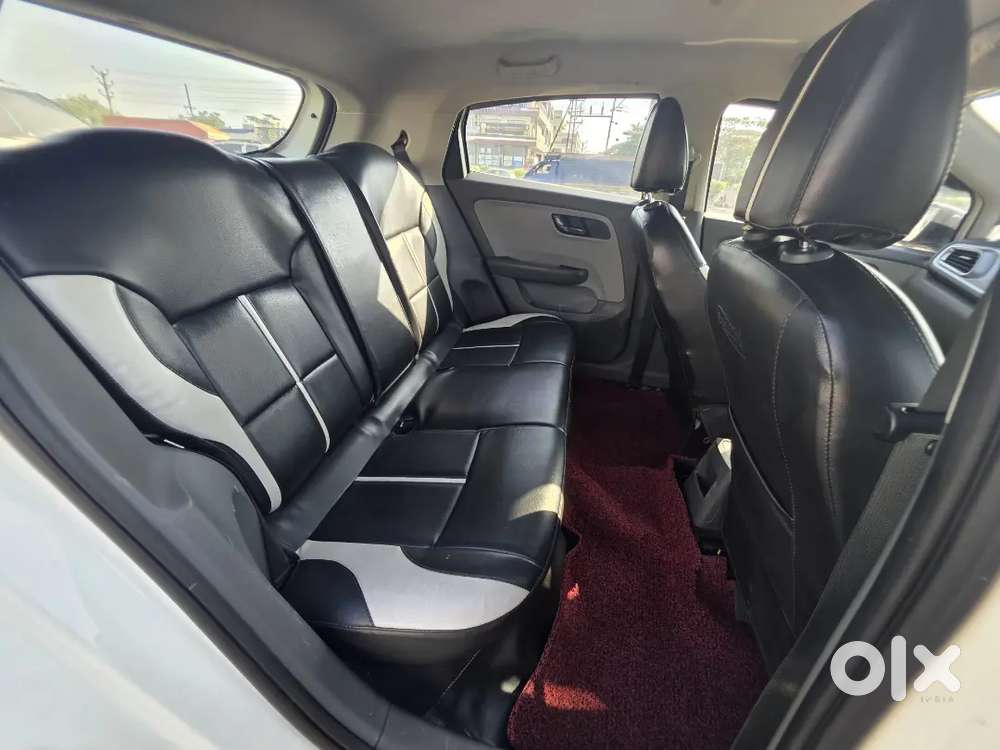 Excellent Condition Tata Altroz 1.2 Xt Manual Petrol 2020
