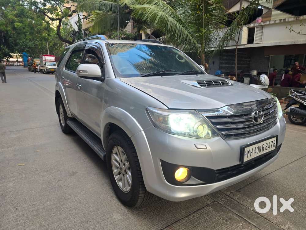 Toyota Fortuner 4x2 Manual, 2012, Diesel