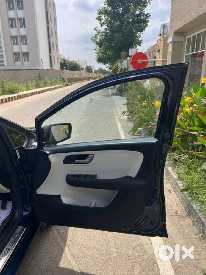 Tata Altroz 1.2 Xz Plus Rtn Dct, 2023, Petrol