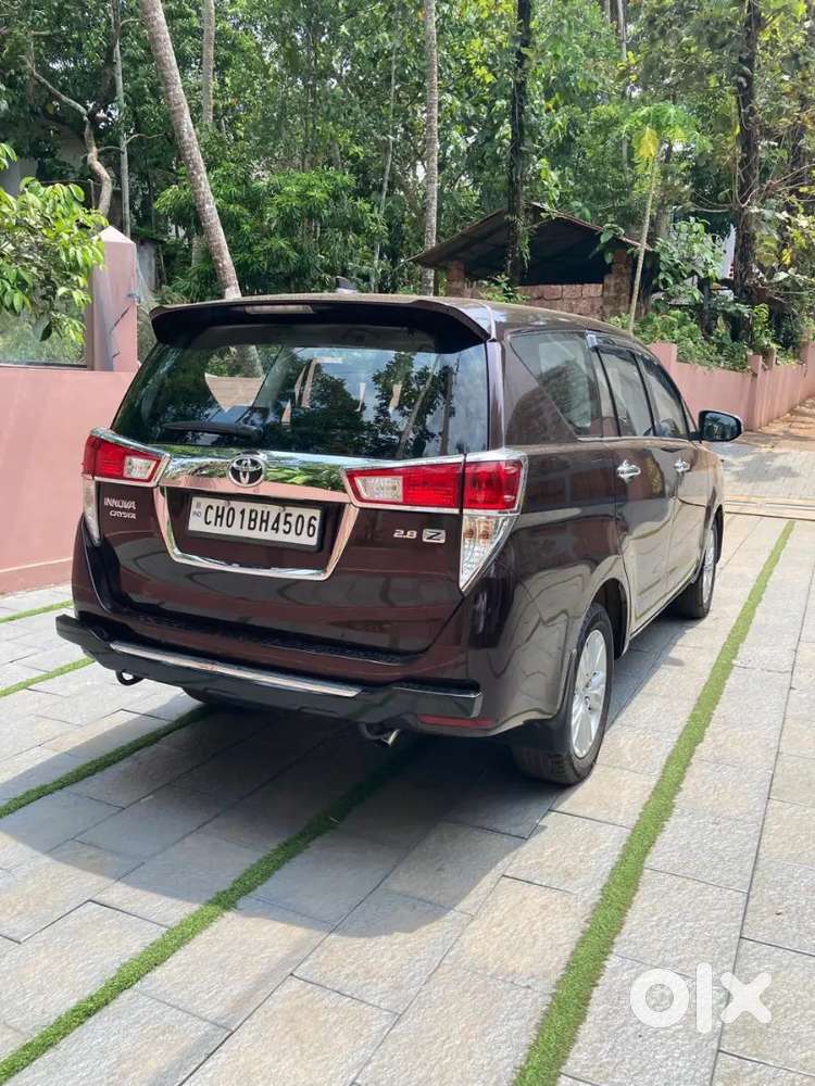 Innova Crysta