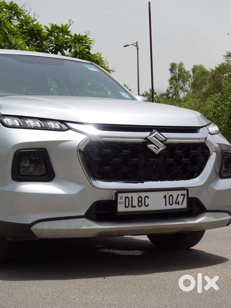 Maruti Suzuki Grand Vitara 1.5 Delta Smart Hybrid At, 2023, Petrol