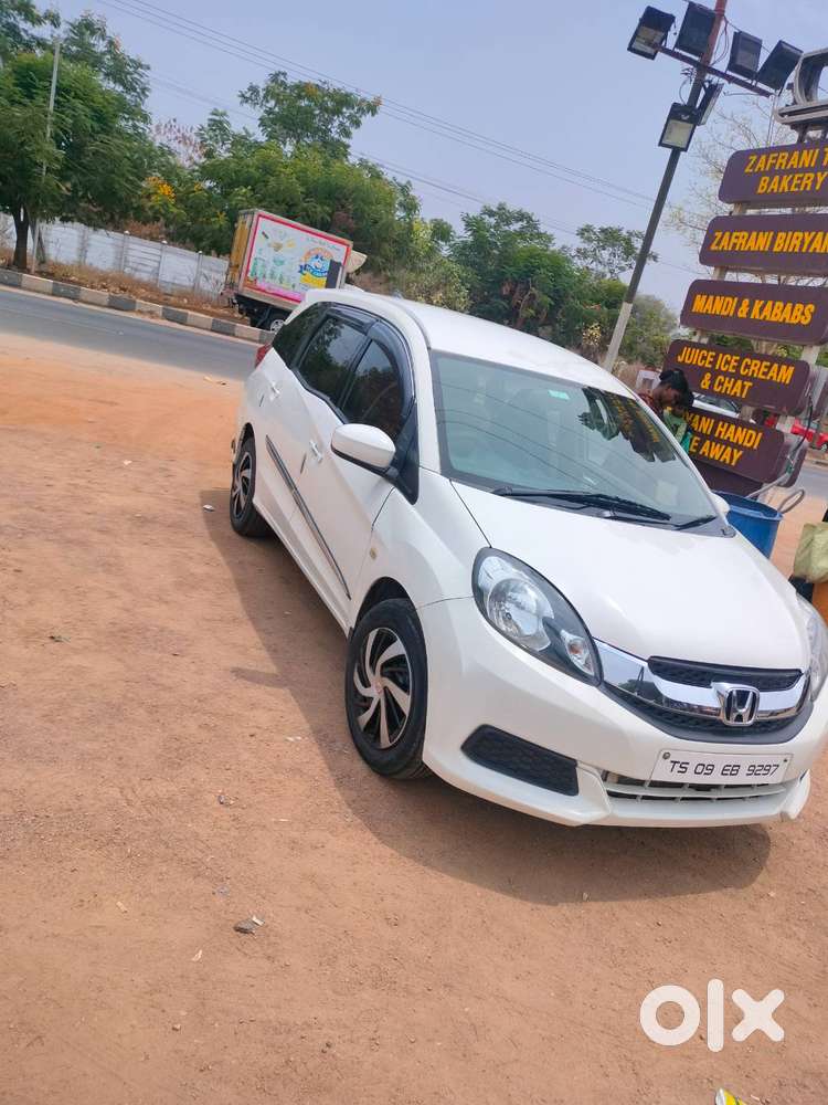 Honda Mobilio Seven Seater