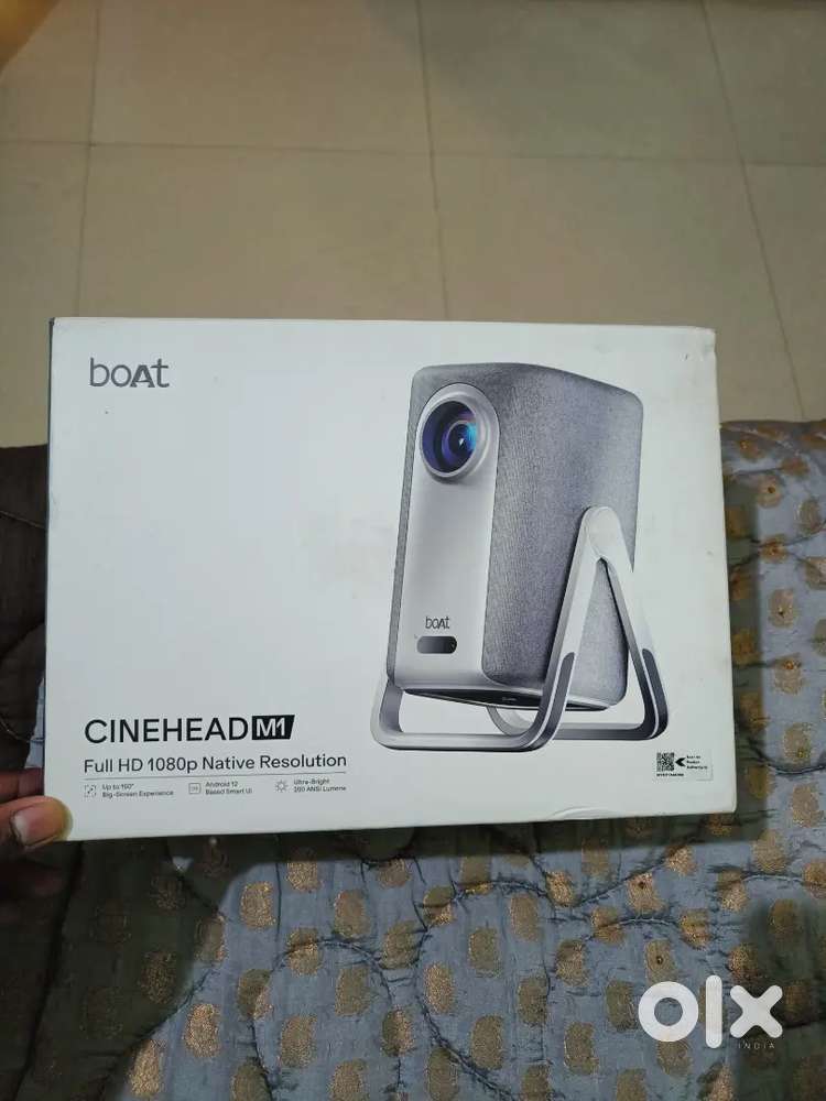 Boat cinehead m1 projector with 9 month warrenty