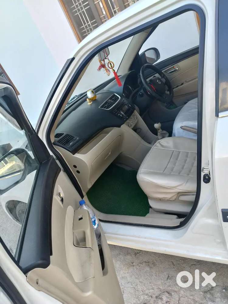 Maruti Suzuki Dzire 2016 Diesel 79200 Km Driven