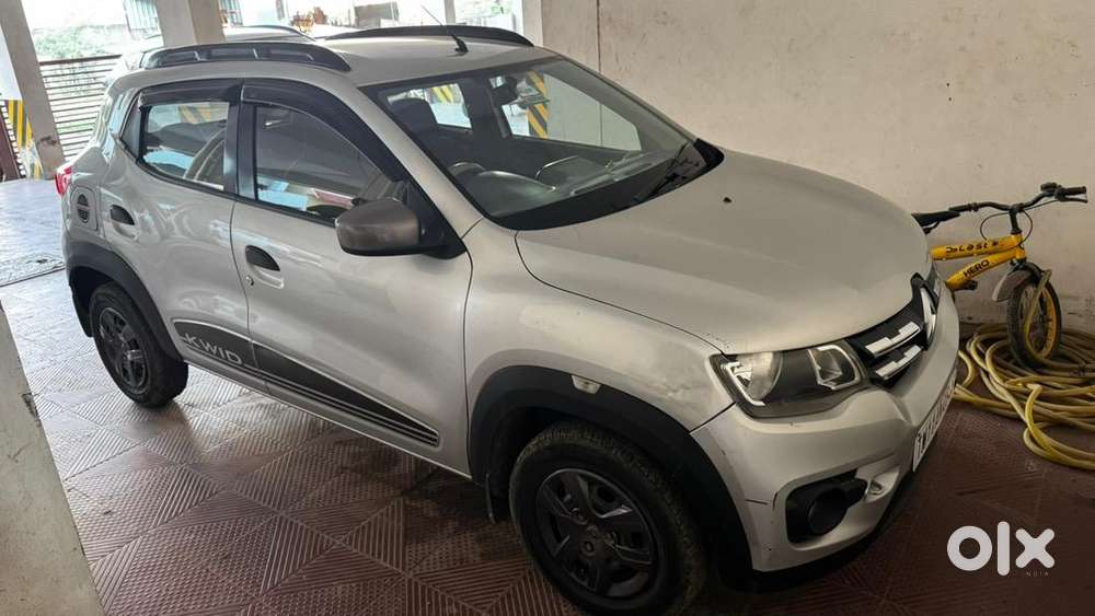 Less Used Kwid Automatic