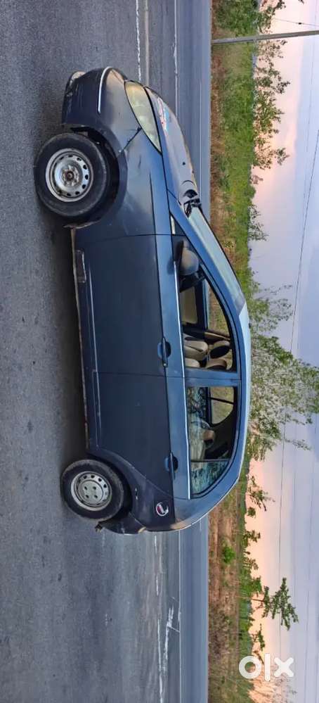 Tata Vista Tech 2012 Diesel 190000 Km Driven