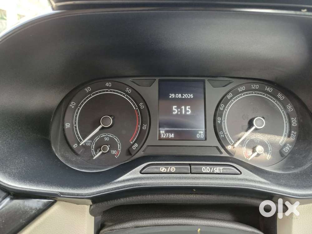 Skoda Slavia 1.0 Ambition Tsi, 2022, Petrol