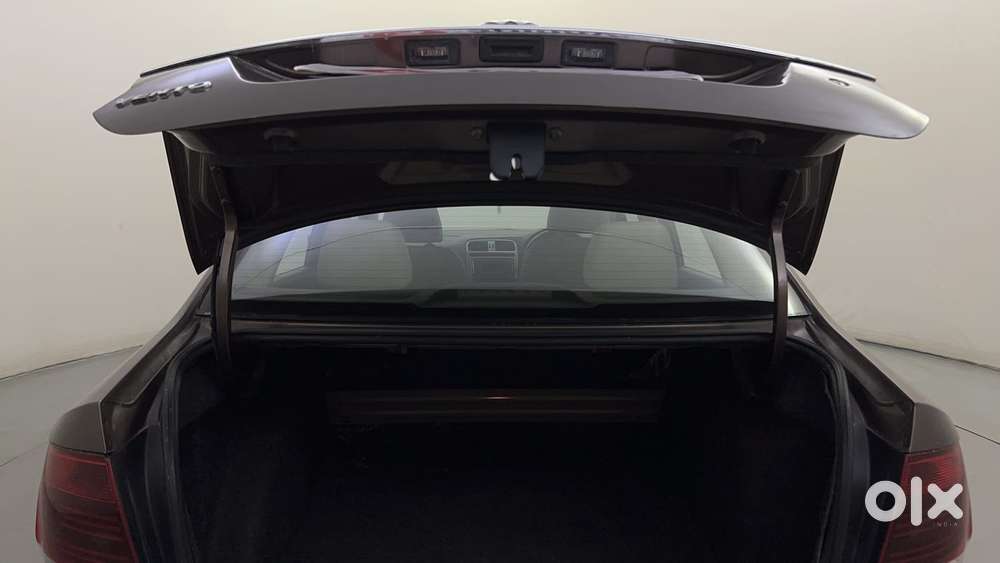 Volkswagen Vento 2010-2013 Petrol Highline, 2015, Petrol