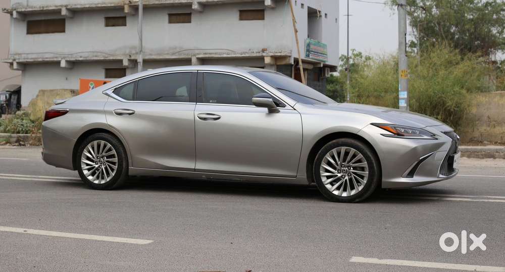 Lexus Es 300h Luxury, 2019, Petrol