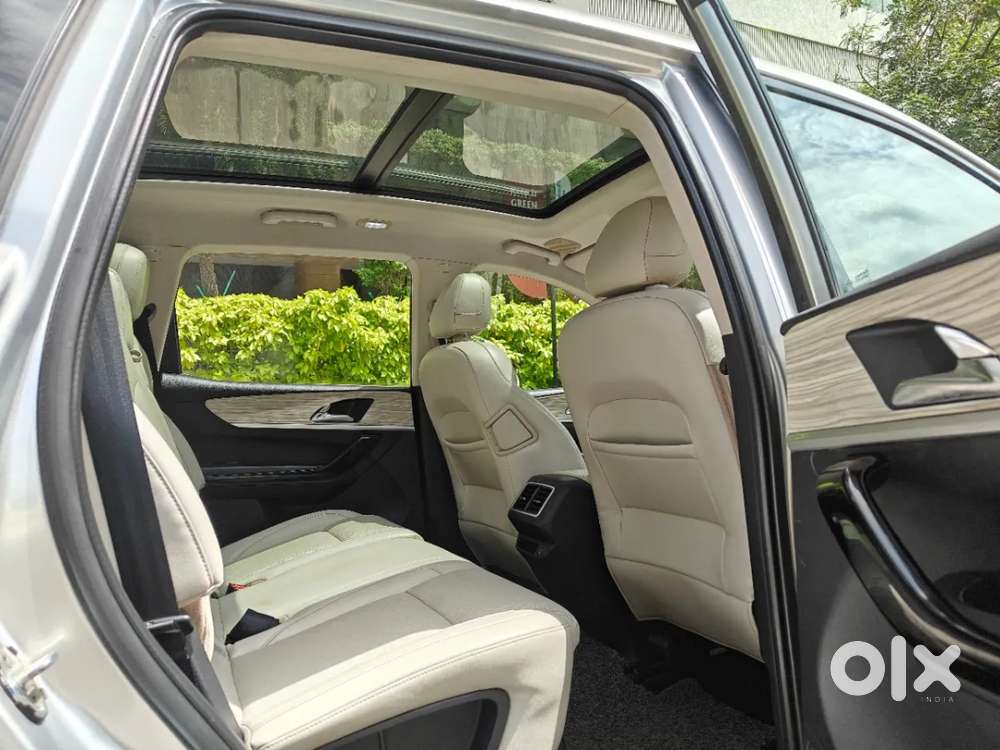 Mahindra Xuv700 2.2 Ax 7 Diesel Mt Str, 2023, Diesel