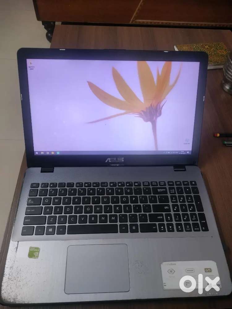 Asus vivobook 2018