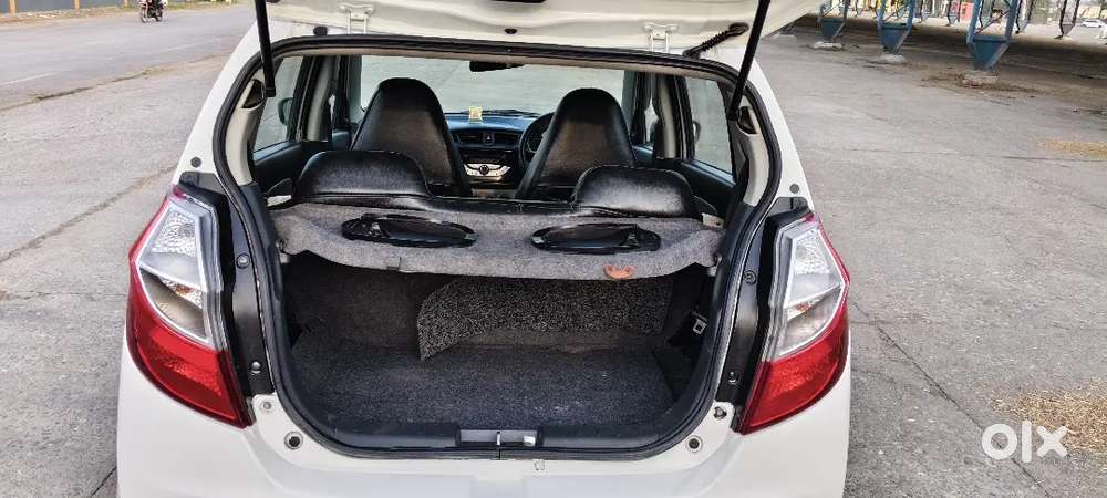 New Tyre Bima Valid Well Mantain Car New Sarvice Center Looking