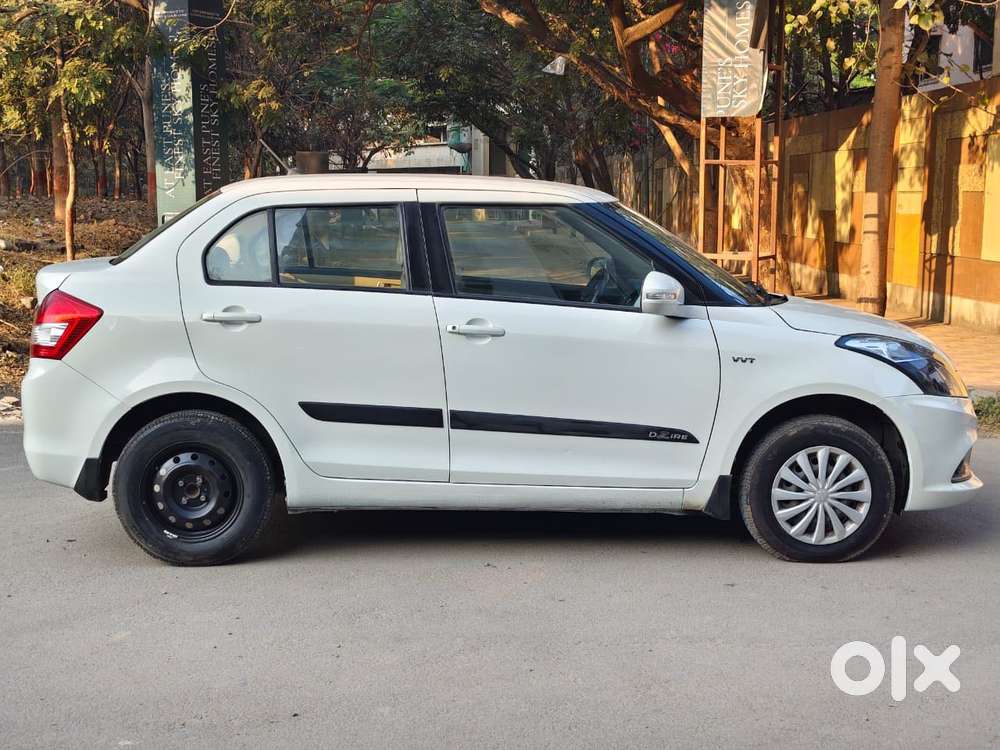 Maruti Suzuki Swift Dzire Vxi Optional, 2016, Petrol