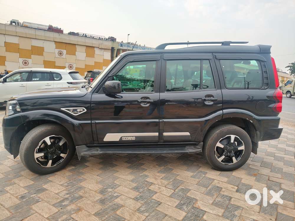 Mahindra Scorpio Classic 2.2 S 11 Mt 7 Cc, 2023, Diesel