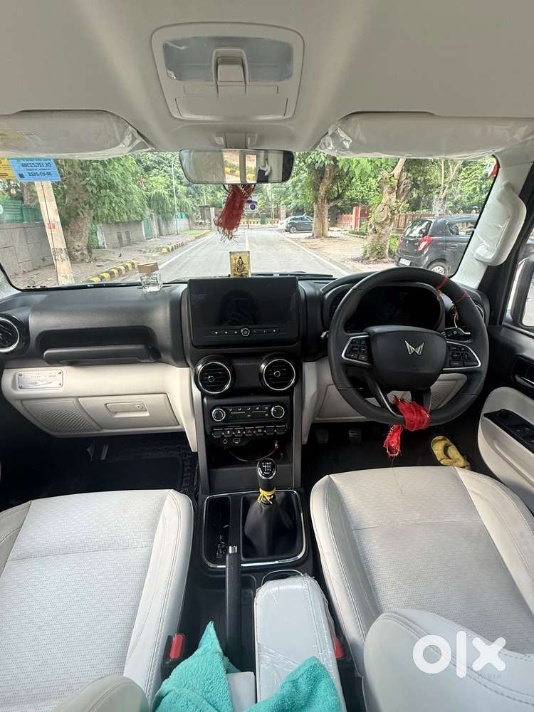 Mahindra Thar Roxx Mx5 Rwd At, 2025, Petrol