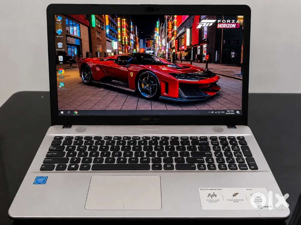 Best condition laptop 256gb SSD 4gb ram intel processor