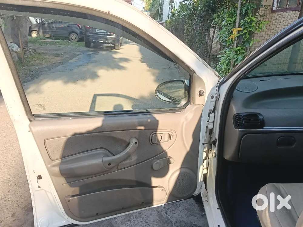 2013 Tata Indica V2