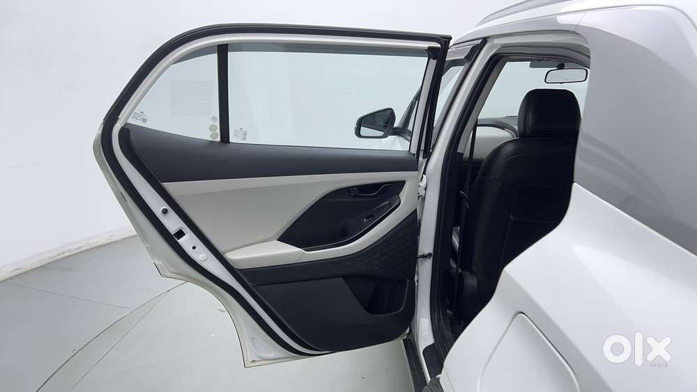 Hyundai Creta 1.5 Ex Petrol, 2023, Petrol