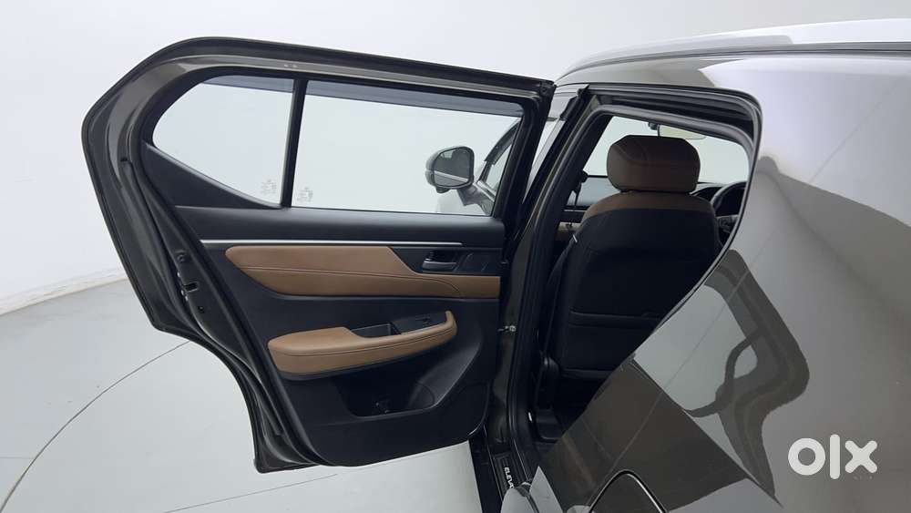 Honda Elevate Zx Cvt, 2025, Petrol