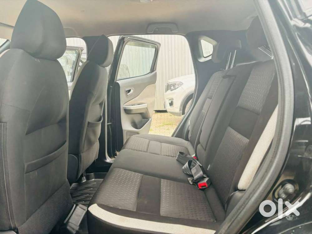 Nissan Magnite 1.0 Xv Turbo Cvt, 2022, Petrol