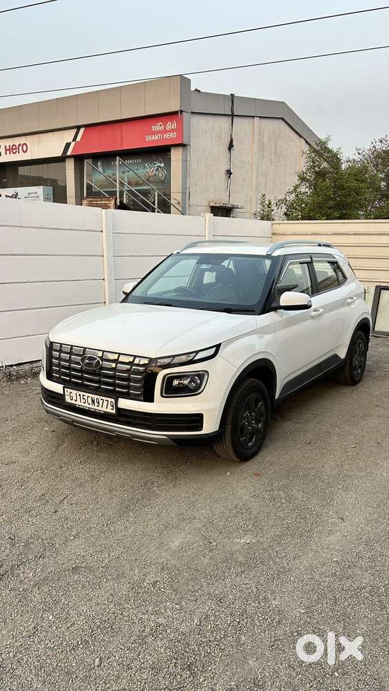Hyundai New Venue Se, 2023, Petrol